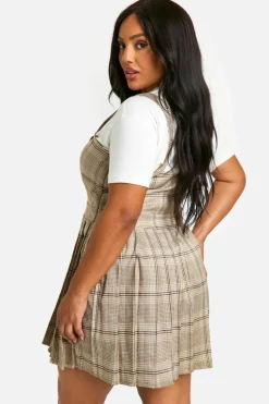 Skater Dresses*boohoo Plus Checked Pleated Pinafore Dress stone