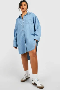 Shirt Dresses*boohoo Plus Denim Dipped Hem Shirt Dress mid blue