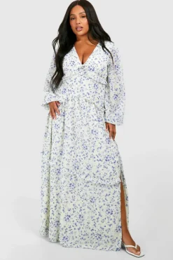 Smock Dresses*boohoo Plus Ditsy Floral Waist Detail Maxi Dress white