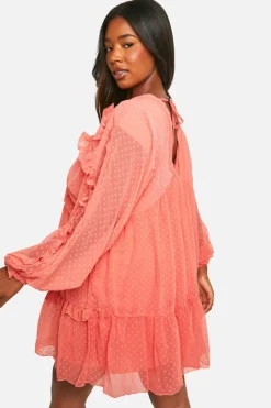 Smock Dresses*boohoo Plus Dobby Ruffle Smock Dress burnt orange