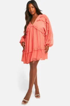 Smock Dresses*boohoo Plus Dobby Ruffle Smock Dress burnt orange