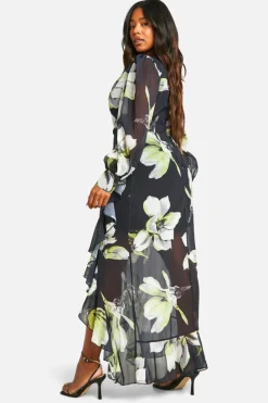 Wrap Dresses|Maxi Dresses*boohoo Plus Floral Ruffle Wrap Maxi Dress black