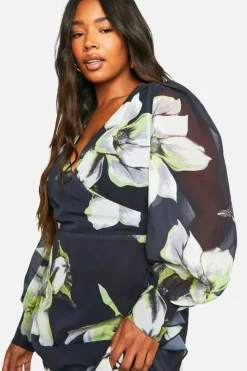 Wrap Dresses|Maxi Dresses*boohoo Plus Floral Ruffle Wrap Maxi Dress black