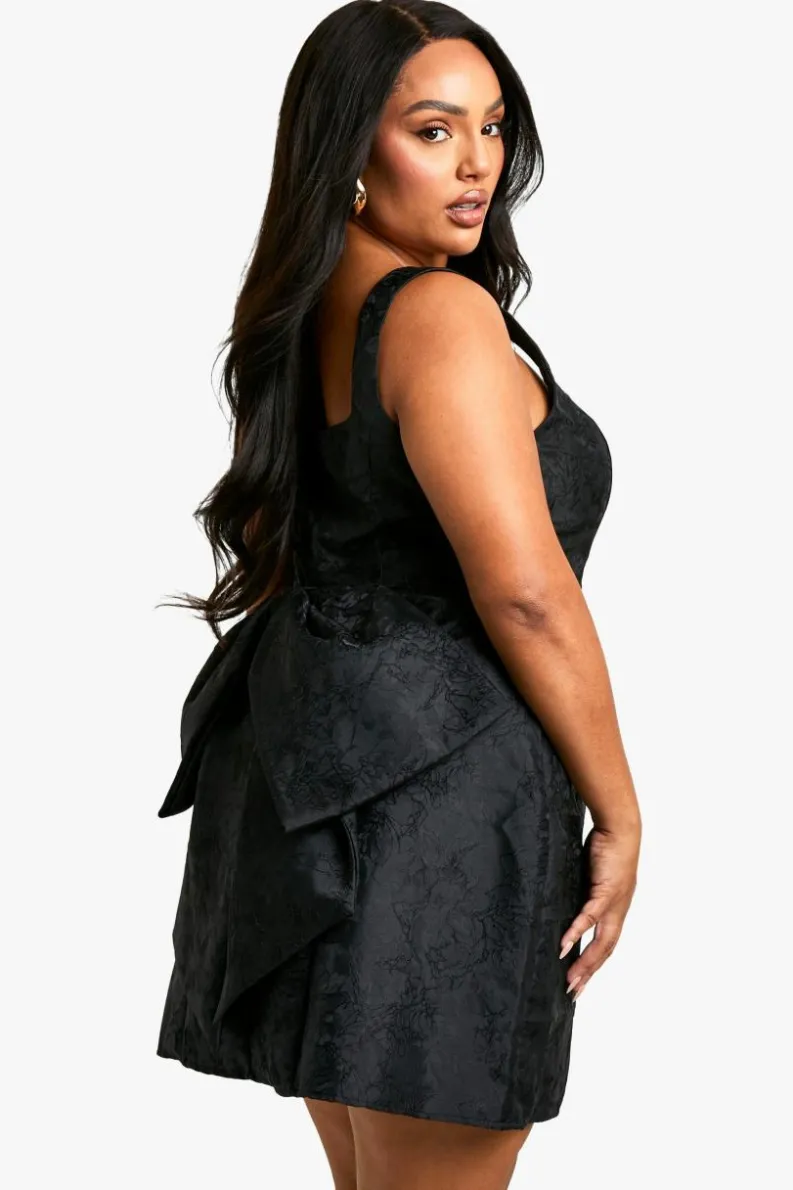 Skater Dresses*boohoo Plus Jacquard Square Neck Skater Dress black