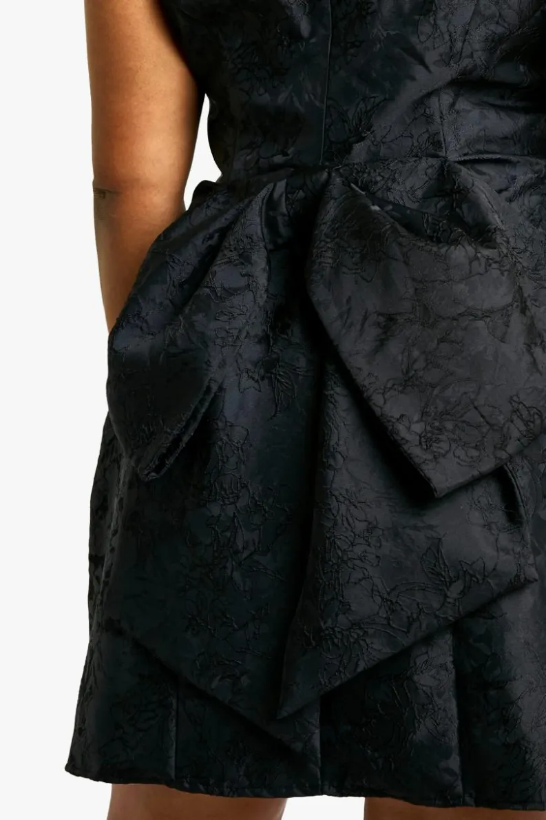 Skater Dresses*boohoo Plus Jacquard Square Neck Skater Dress black