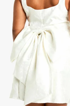 Skater Dresses|Mini Dresses*boohoo Plus Jacquard Square Neck Skater Dress ivory