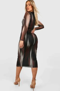 Long Sleeve Dresses|Long Sleeve Dresses*boohoo Plus Long Sleeve Abstract Mesh Midaxi chocolate