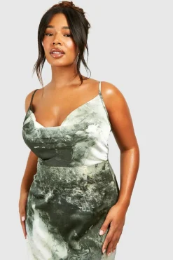 Maxi Dresses*boohoo Plus Marble Printed Satin Maxi Dress green