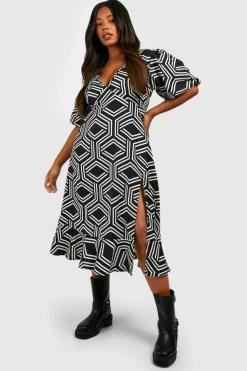 Smock Dresses|Midi Dresses*boohoo Plus Mono Print Midi Smock Dress black