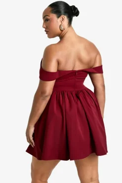 Skater Dresses|Mini Dresses*boohoo Plus Off The Shoulder Pleated Skater Dress berry