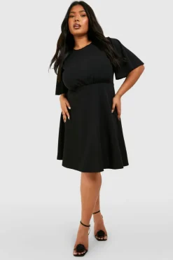 Skater Dresses*boohoo Plus Pleated Angel Sleeve Skater Dress black