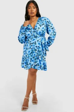 Wrap Dresses*boohoo Plus Printed Ruffle Wrap Dress black