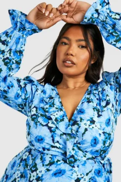 Wrap Dresses*boohoo Plus Printed Ruffle Wrap Dress black