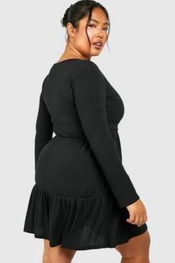 Wrap Dresses*boohoo Plus Ribbed Tiered Wrap Dress black