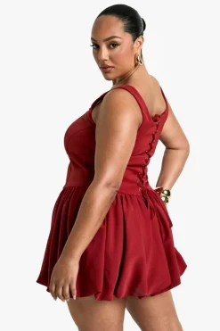 Skater Dresses*boohoo Plus Square Neck Pleated Skater Dress red