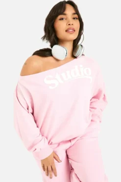 Sweatshirts|Hoodies & Sweatshirts*boohoo Plus Studio Slogan Off The Shoulder Sweatshirt baby pink