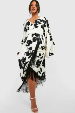 Wrap Dresses|Long Sleeve Dresses*boohoo Plus Tassel Hem Wrap Dress cream
