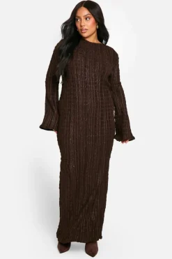 Maxi Dresses*boohoo PLUS TEXTURED FLARE SLEEVE MAXI DRESS chocolate