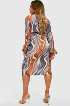 Midi Dresses|Long Sleeve Dresses*boohoo Plus Tonal Ombre Plisse Twist Midi Dress brown