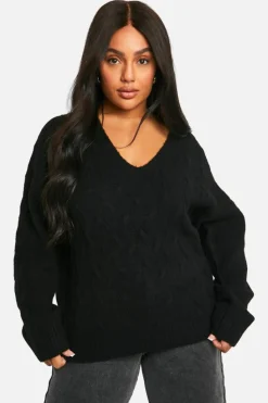 Jumpers*boohoo Plus V Neck Soft Knit Cable Jumper black