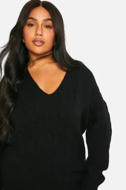 Jumpers*boohoo Plus V Neck Soft Knit Cable Jumper black