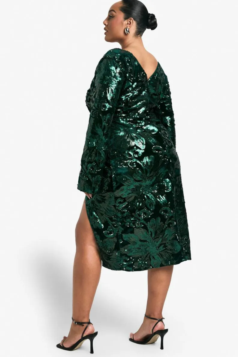 Wrap Dresses|Midi Dresses*boohoo Plus Velvet Demask Wrap Midi Dress emerald