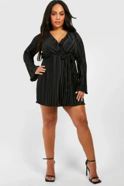 Skater Dresses*boohoo Plus Wide Plisse Flared Sleeve Skater Dress black