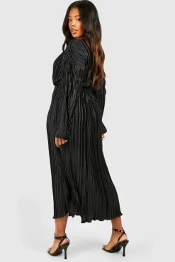 Smock Dresses|Wrap Dresses*boohoo Plus Wide Plisse Wrap Midaxi Dress black
