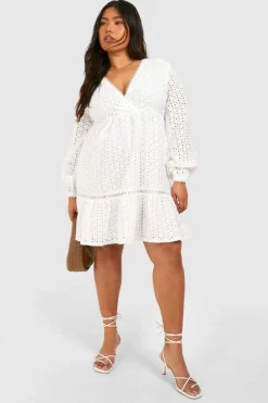 Smock Dresses*boohoo Plus Woven Broderie V Neck Long Sleeve Smock Dress white