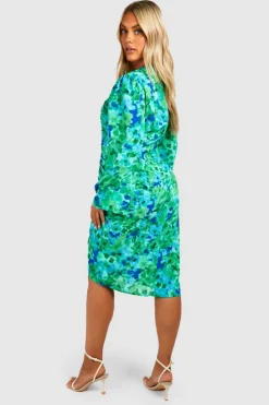 Midi Dresses*boohoo Plus Woven Floral Ruched Midi Dress green