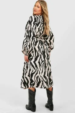 Smock Dresses*boohoo Plus Woven Paisley Print Long Sleeve Frill Midaxi Dress mono