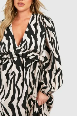 Smock Dresses*boohoo Plus Woven Paisley Print Long Sleeve Frill Midaxi Dress mono