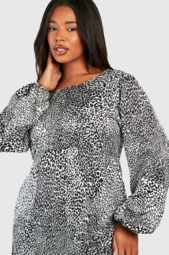 Smock Dresses*boohoo Plus Woven Printed Lone Sleeve Satin Dress black