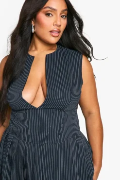 Skater Dresses*boohoo Plus Woven Stripe Plunge Pleated Dress navy