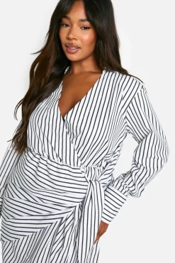 Shirt Dresses|Wrap Dresses*boohoo Plus Woven Stripe Wrap Shirt Dress white