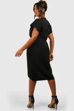 Wrap Dresses|Midi Dresses*boohoo Plus Wrap Front Midi Dress black
