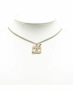 Necklaces*Chanel Preloved CC Arrow Pendant Necklace Gold