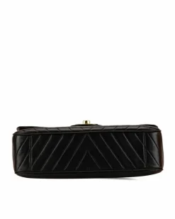 Shoulder Bags*Chanel Preloved Chevron Quilted Lambskin Leather Shoulder Bag - Brown