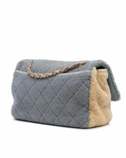 Shoulder Bags*Chanel Preloved Classic Flap Bag in Shearling - Two-Tone Gray and Beige Grey