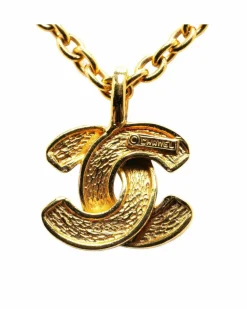 Necklaces*Chanel Preloved Plated Pendant Necklace with Spring Ring Closure Gold