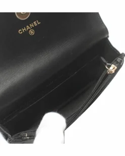Clutch Bags*Chanel Preloved Quilted Calfskin Clutch with Faux Pearl Strap and Chain Black