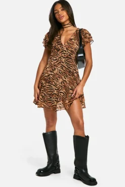 Smock Dresses*boohoo Printed Crinkle Chiffon Angel Mini Dress brown