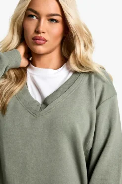 Sweatshirts|Hoodies & Sweatshirts*boohoo REVERSE LOOPBACK PANNELLED V NECK SWEATSHIRT sage