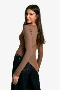 Long Sleeve Tops*boohoo Rib Asym hem long sleeve top chocolate