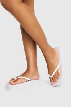 Sandals*boohoo Round Toe Platform Flip Flops white