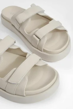Sandals*boohoo Rubberised Pu Dad Sliders ecru