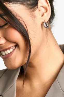 Earrings*boohoo Scattered Diamante Knot Stud Earrings silver