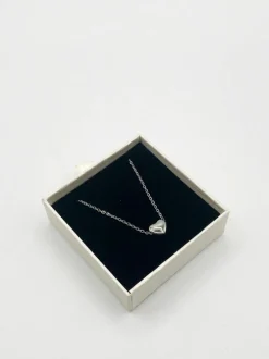 Necklaces*SVNX Sparkly Heart Necklace in Silver