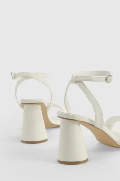 Heels*boohoo Statement Padded Strappy Mid Heels white