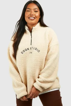 Sweatshirts|Hoodies & Sweatshirts*boohoo Plus Premium Borg Embroidered Half Zip Sweater stone